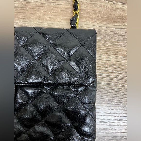 Vintage Black Quilted Gold Chain Handbag - Picture 10 of 10